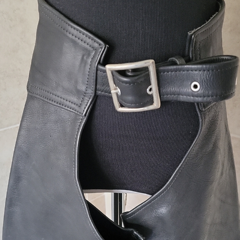 Black Leather Riding Chaps - Picture 2 of 9